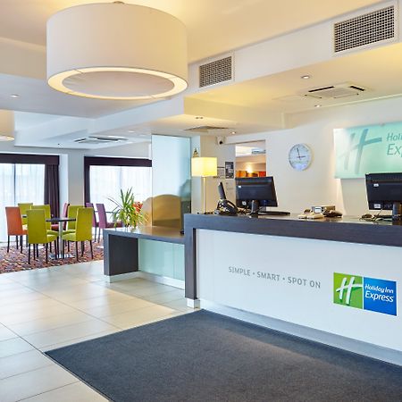 Holiday Inn Express Birmingham South A45, An Ihg Hotel Dış mekan fotoğraf